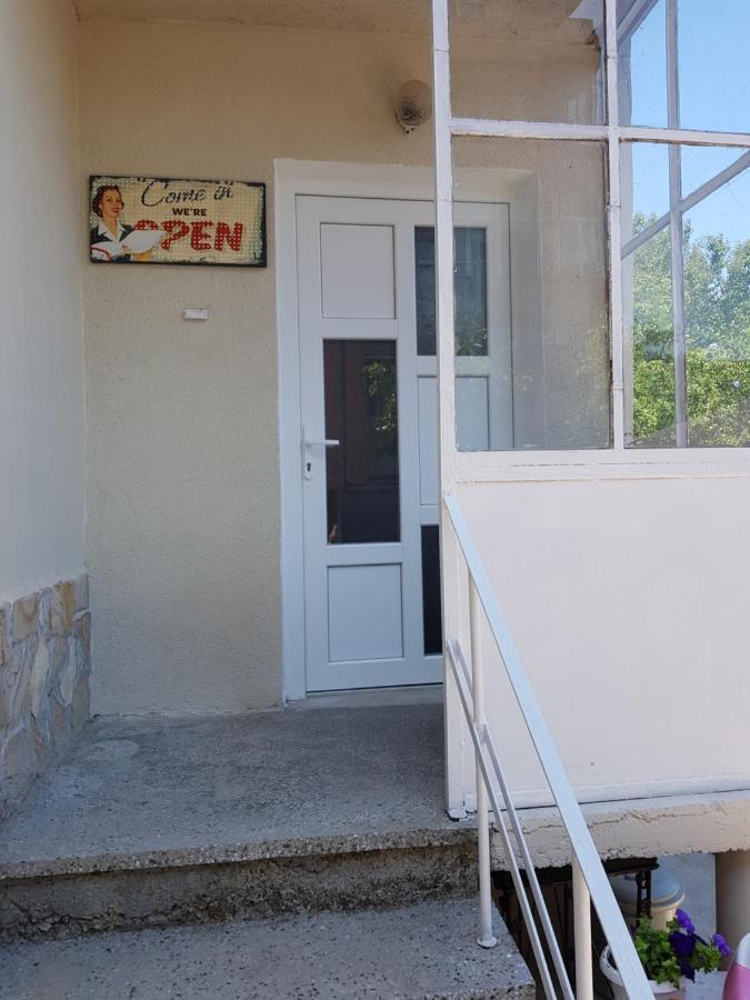 Къща За Гости Саня Hotel Cavarna Exterior foto